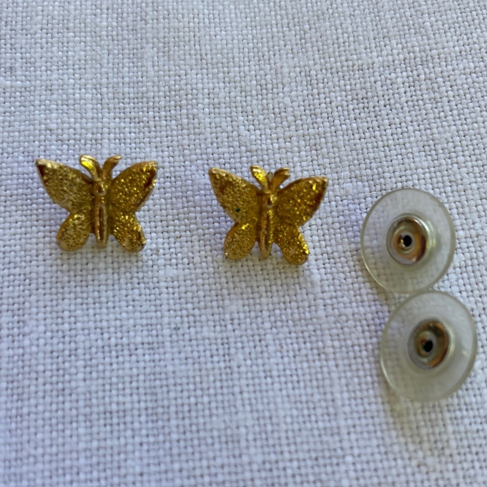 Butterfly Earrings Pierced Gold tone vintage